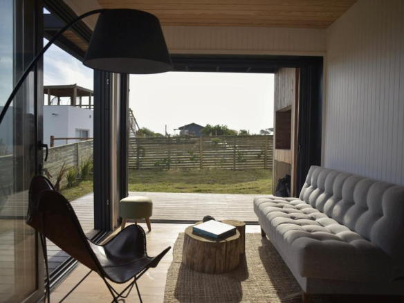 Venta y Alquiler en La Juanita, José Ignacio UY, 3 Ambientes, Punta del Este. Juanita Beach