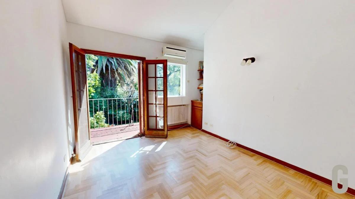 Venta Martínez Casa con Gran Ubicación 4 Dormitorios a 2 Cuadras del Río