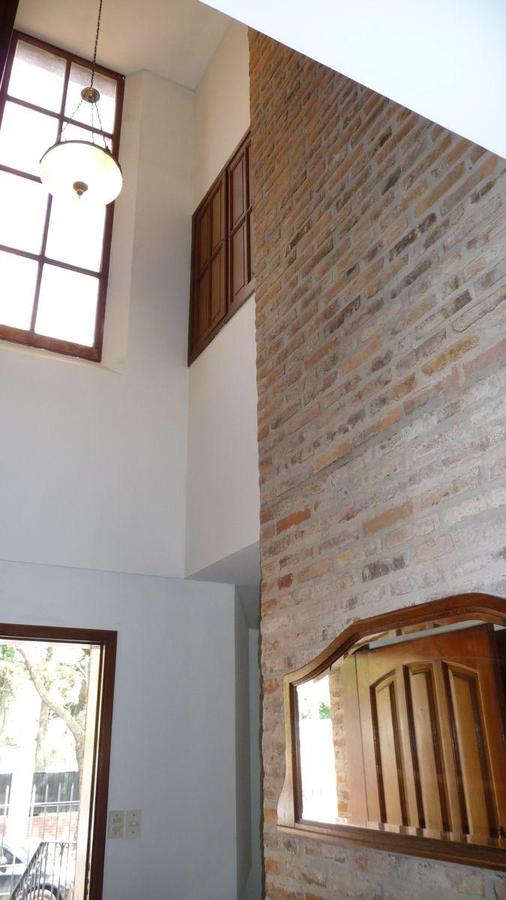 Venta Martínez Casa con Gran Ubicación 4 Dormitorios a 2 Cuadras del Río