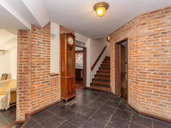 Venta Martínez Casa con Gran Ubicación 4 Dormitorios a 2 Cuadras del Río