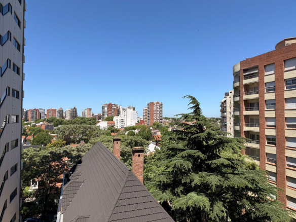 Venta Departamento 3 Ambientes con Vista y Terrazas en Torre en Acassuso