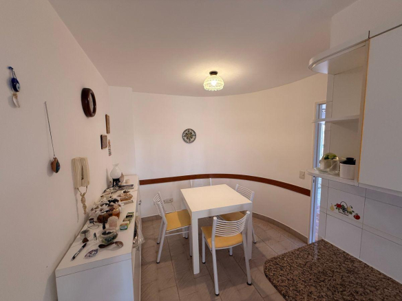 Venta Departamento 3 Ambientes con Vista y Terrazas en Torre en Acassuso