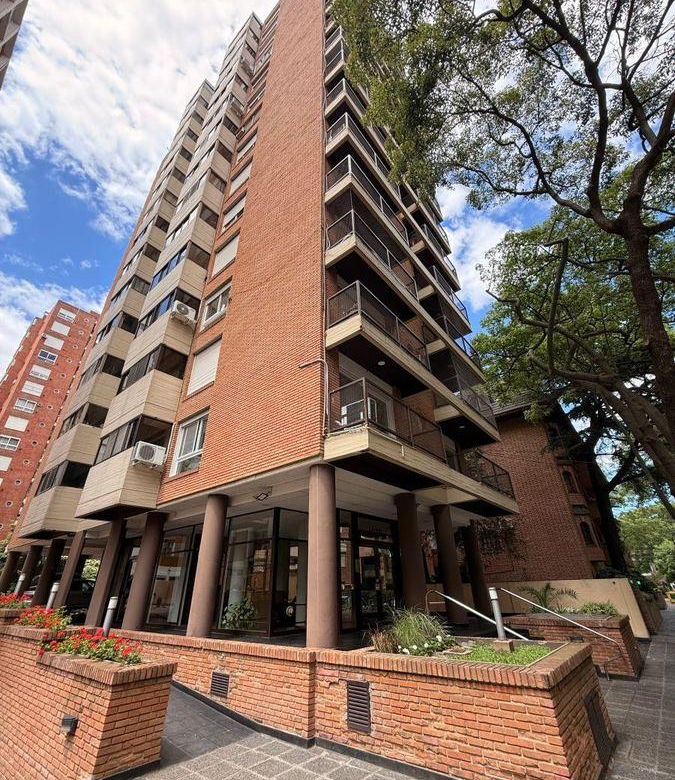 Venta Departamento 3 Ambientes con Vista y Terrazas en Torre en Acassuso