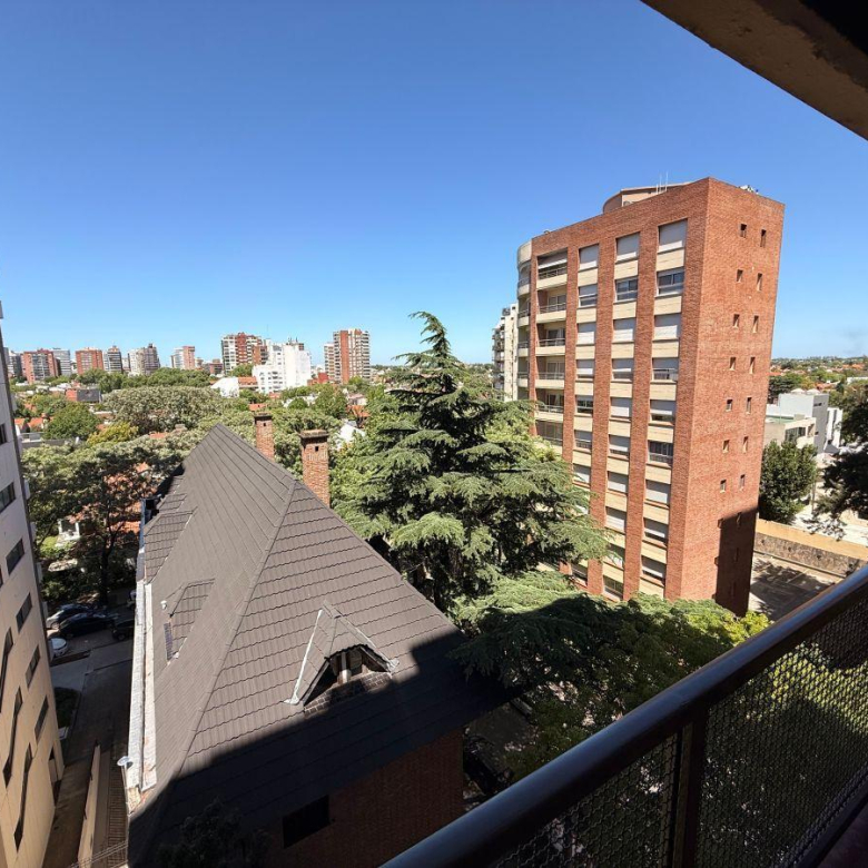 Venta Departamento 3 Ambientes con Vista y Terrazas en Torre en Acassuso