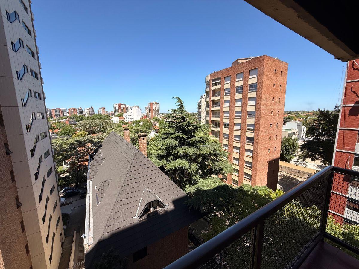 Venta Departamento 3 Ambientes con Vista y Terrazas en Torre en Acassuso