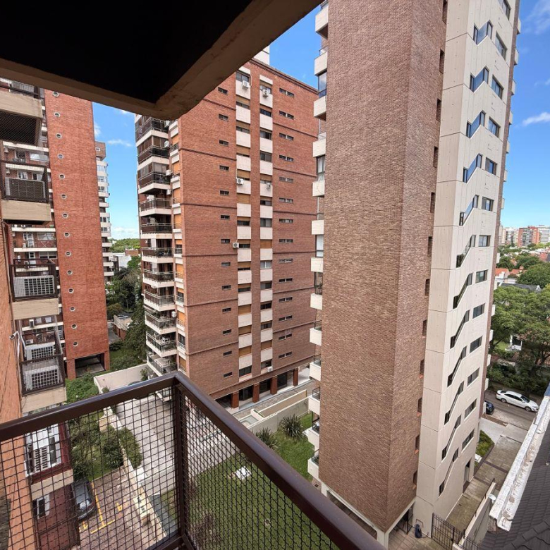 Venta Departamento 3 Ambientes con Vista y Terrazas en Torre en Acassuso