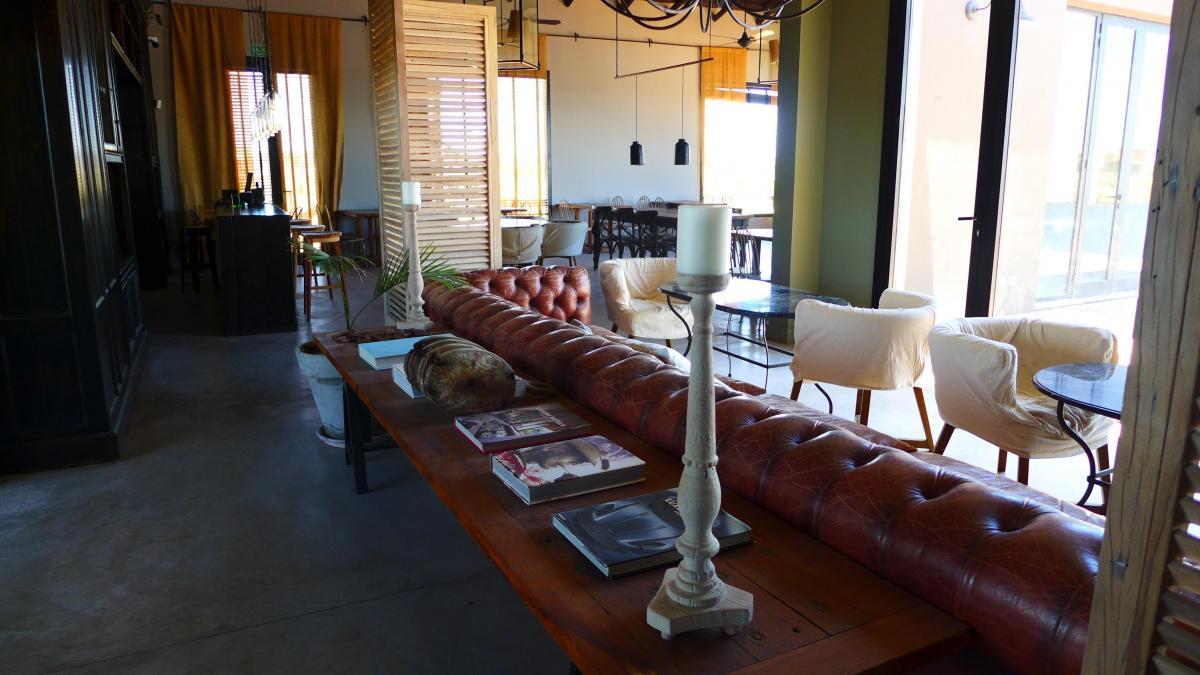 Venta Lote a Laguna Barrio El Naudir con proyecto incluido