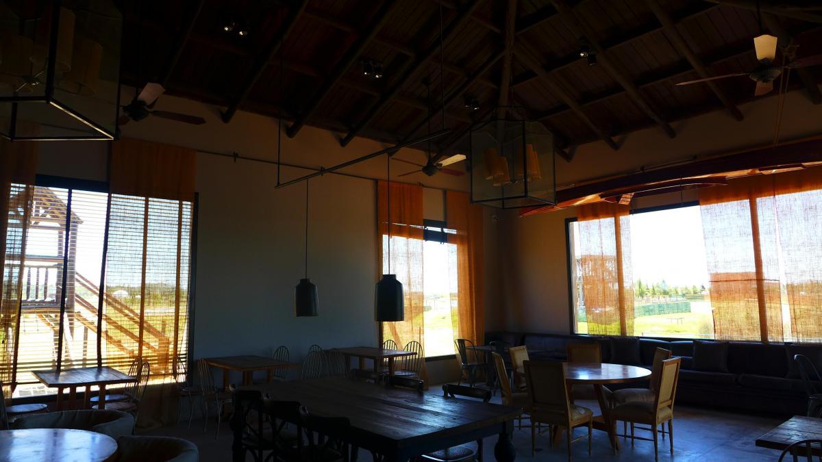 Venta Lote a Laguna Barrio El Naudir con proyecto incluido
