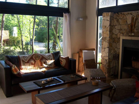Alquiler Cariló Casa 5 dormitorios Moderna en el Bosque