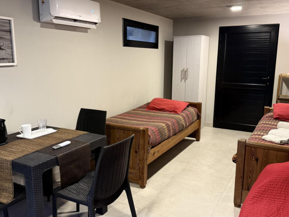 Alquiler Cariló Casa 5 dormitorios Moderna en el Bosque