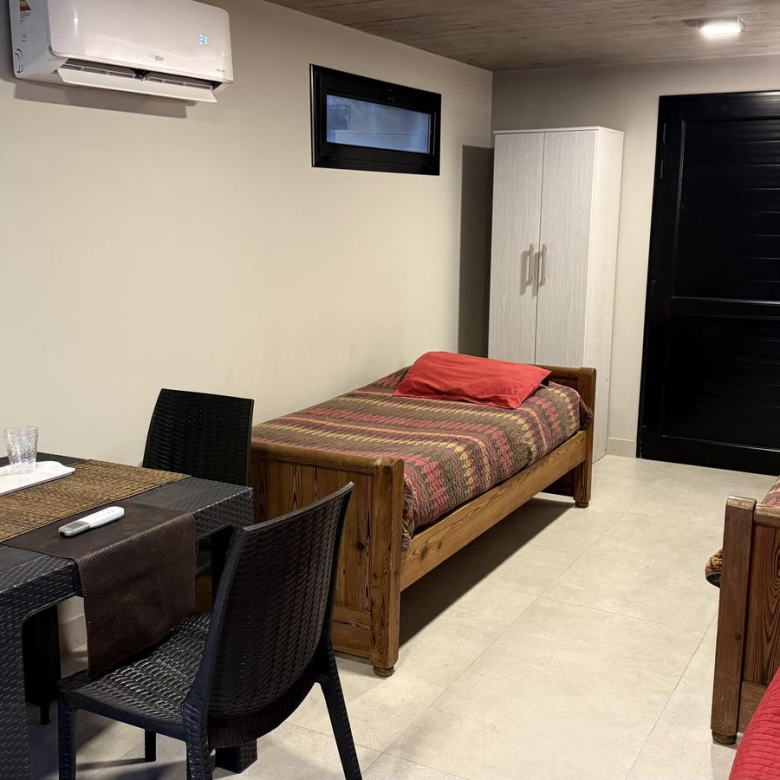 Alquiler Cariló Casa 5 dormitorios Moderna en el Bosque