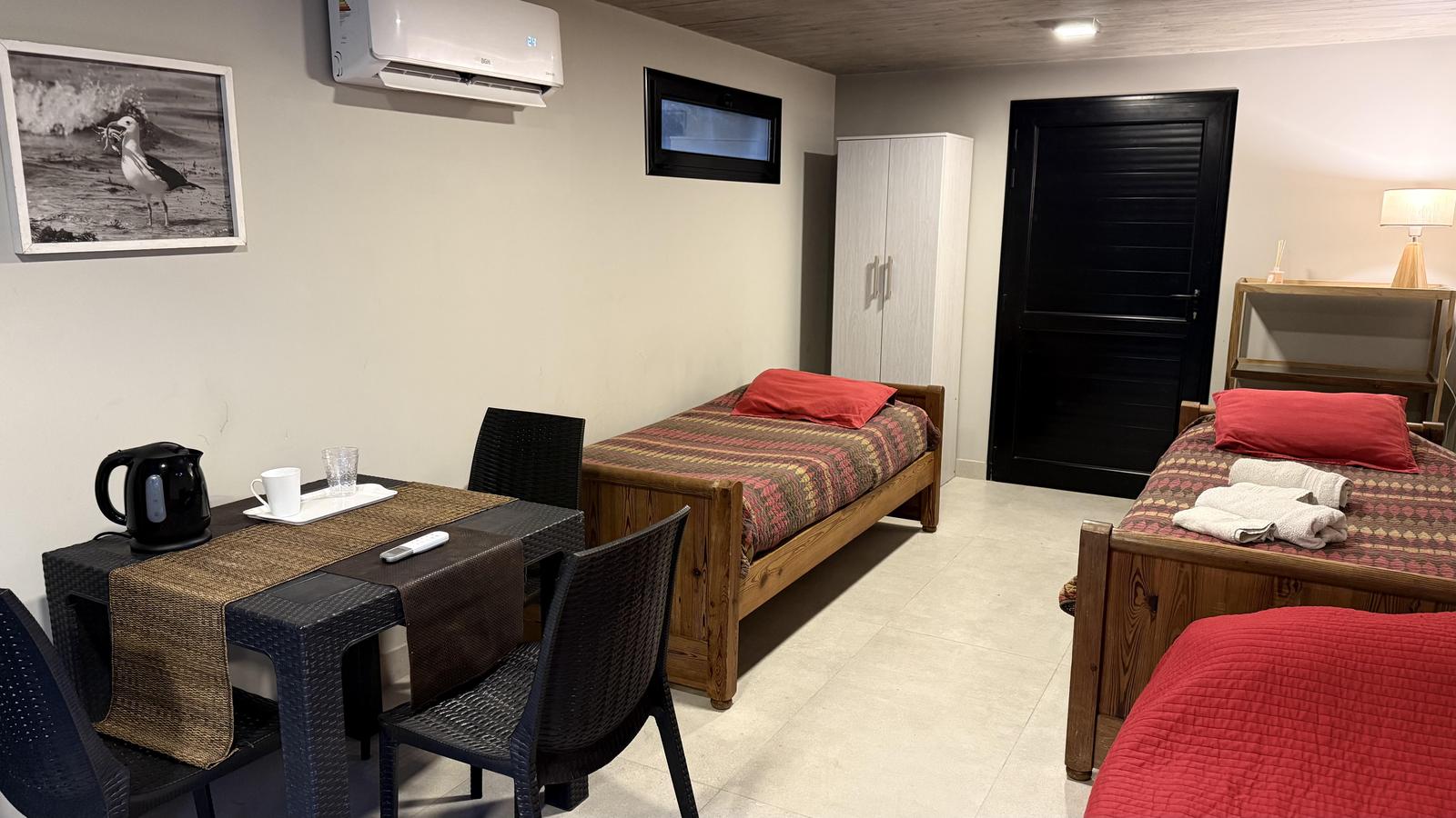 Alquiler Cariló Casa 5 dormitorios Moderna en el Bosque