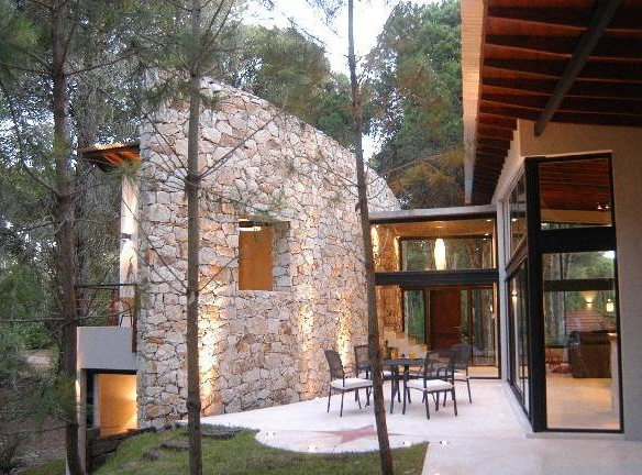 Alquiler Cariló Casa 5 dormitorios Moderna en el Bosque