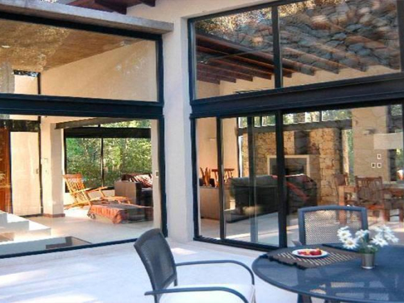 Alquiler Cariló Casa 5 dormitorios Moderna en el Bosque