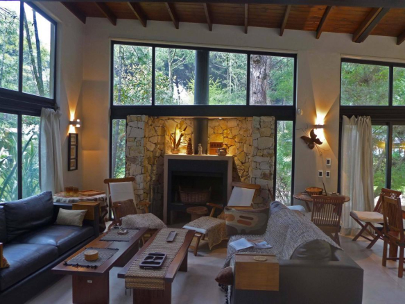 Alquiler Cariló Casa 5 dormitorios Moderna en el Bosque