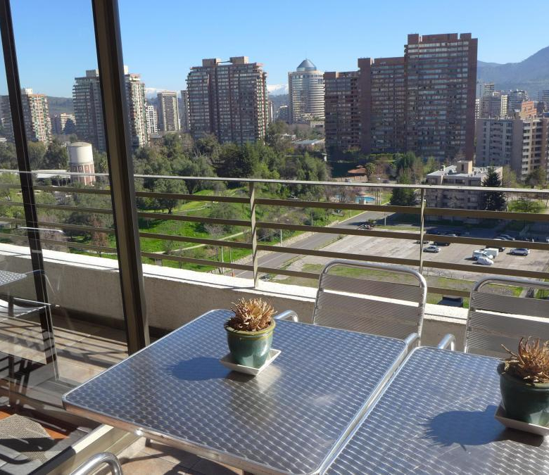 Alquiler Departamento con Vista y 3 Ambientes en Las Condes Santiago de Chile