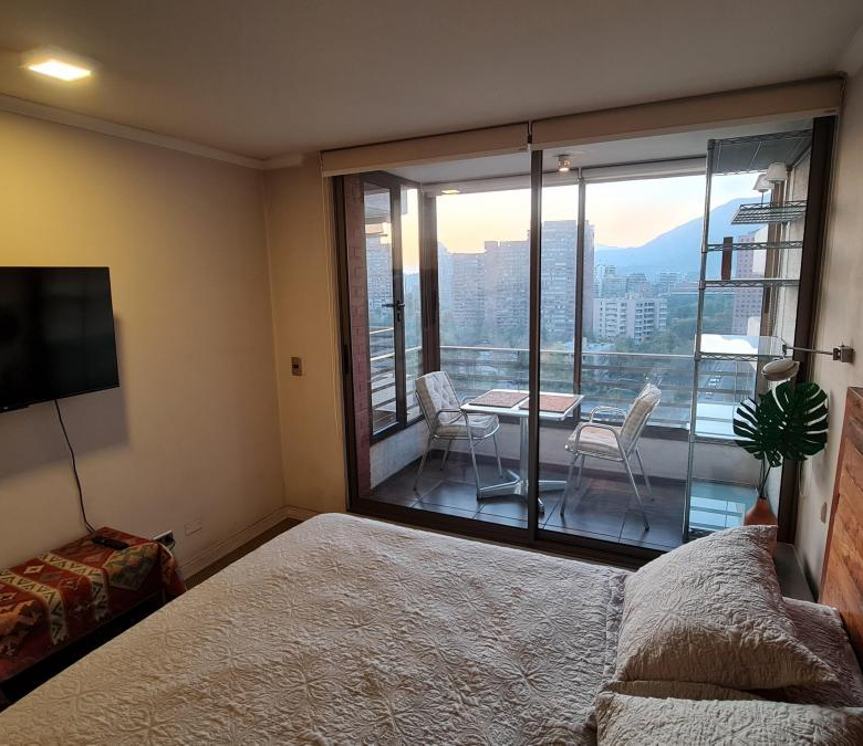 Alquiler Departamento con Vista y 3 Ambientes en Las Condes Santiago de Chile